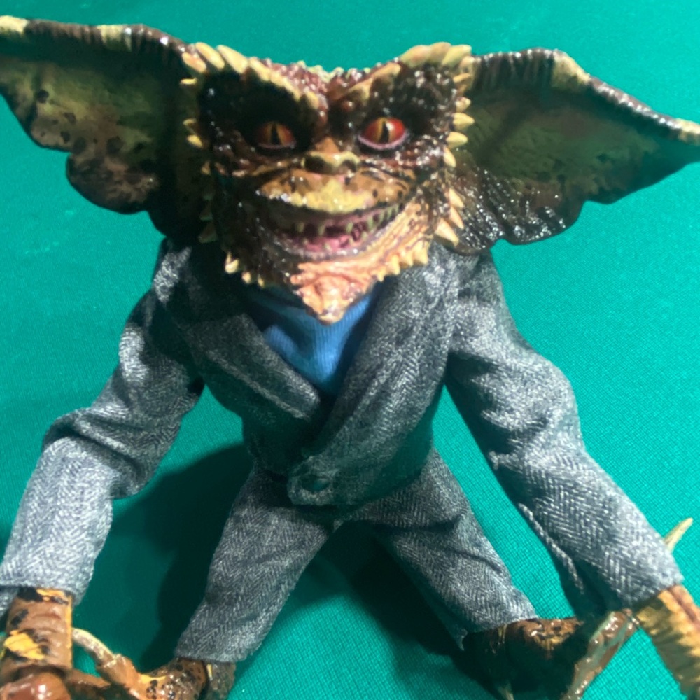 2012 NECA‎ Gremlin Figure in Men’s Suit 7”